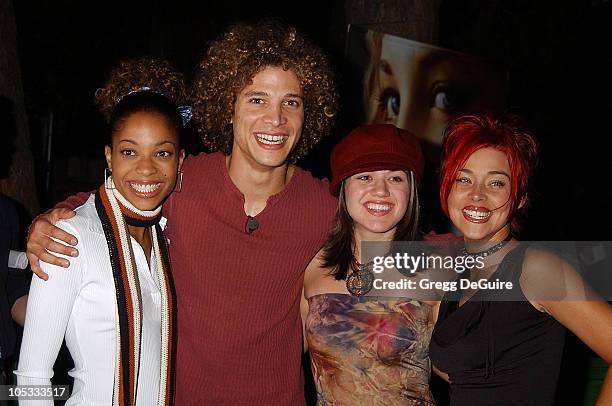 Tamyra Gray, Justin Guarini, Kelly Clarkson & Nikki McKibbin of "American Idol"