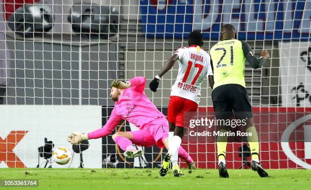 Bruma of RB Leipzig scores his sides second goal during the UEFA Europa League Group B match between RB Leipzig and Celtic at Red Bull Arena on...