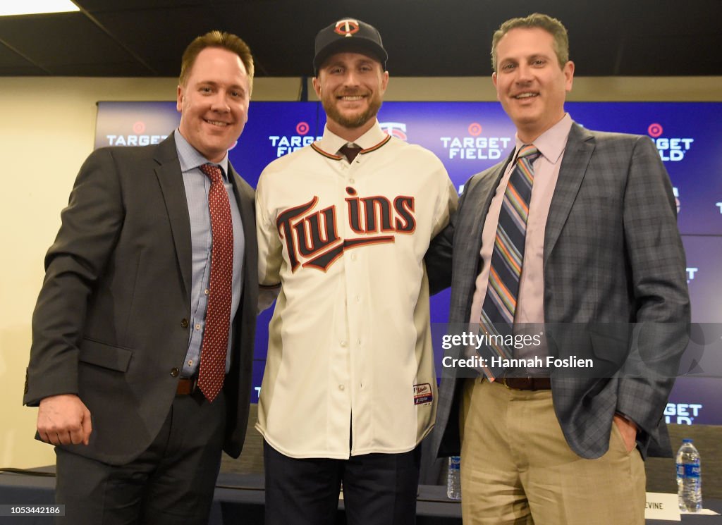 Minnesota Twins Introduce Rocco Baldelli