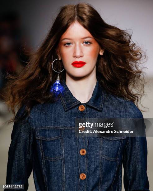 Model walks the runway during the Two Denim fashion show during Sao Paulo Fashion Week N46 Winter 2019 at Arca on October 25, 2018 in Sao Paulo,...