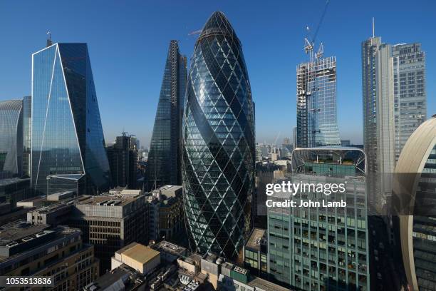 panorama of the city of london financial district - centro de londres fotografías e imágenes de stock