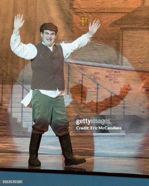 Fiddler" - Murray becomes an overzealous stage parent when he learns Adam has no interest in the school production of "Fiddler on the Roof."...