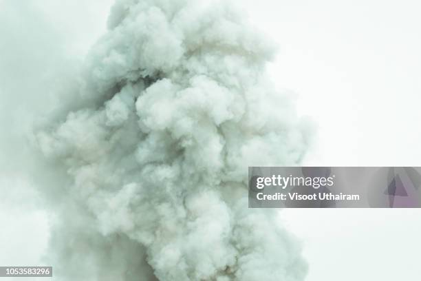 abstract smoke on white background,bomb smoke background - air pollution photos et images de collection