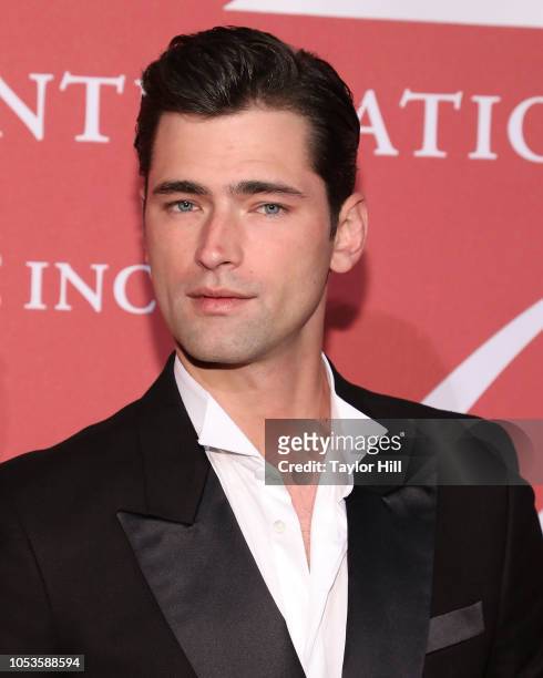 Sean O'Pry attends the 2018 Fashion Group International Night of Stars Gala at Cipriani Wall Street on October 25, 2018 in New York City.