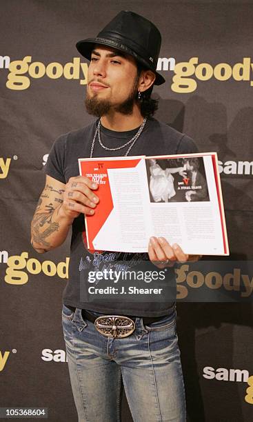 Dave Navarro during Dave Navarro Signs Copies of "Don't Try This at Home" at Sam Goody at Sam Goody at CityWalk in Universal City, California, United...