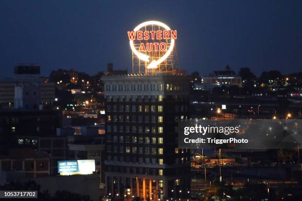 western auto sign in kansas city missouri - kansas city skyline stock pictures, royalty-free photos & images