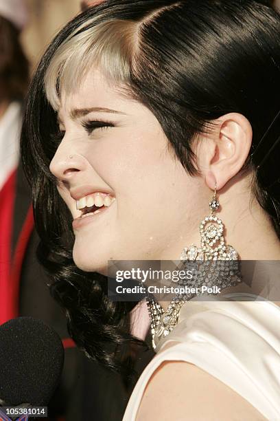 Kelly Osbourne during 32nd Annual American Music Awards - Arrivals at Shrine Auditorium in Los Angeles, California, United States.