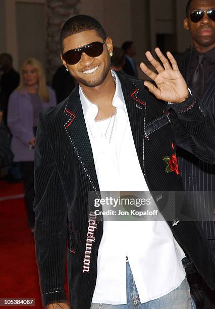 Usher during 32nd Annual American Music Awards - Arrivals at Shrine Auditorium in Los Angeles, California, United States.