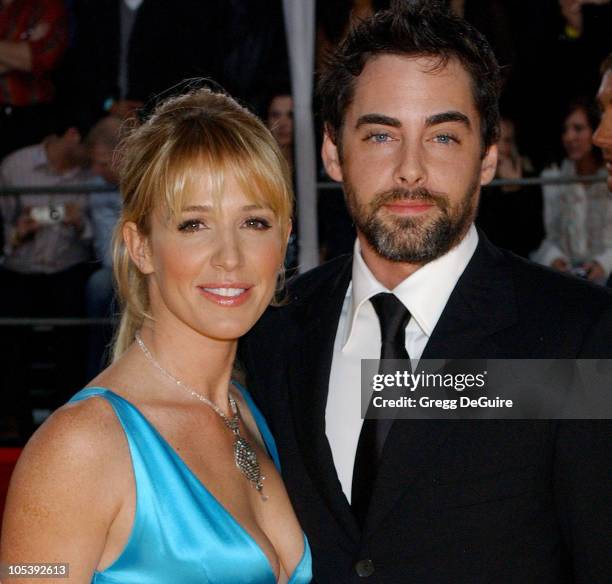 Poppy Montgomery and Adam Kaufman during 31st Annual People's Choice Awards - Arrivals at Pasadena Civic Auditorium in Pasadena, California, United...