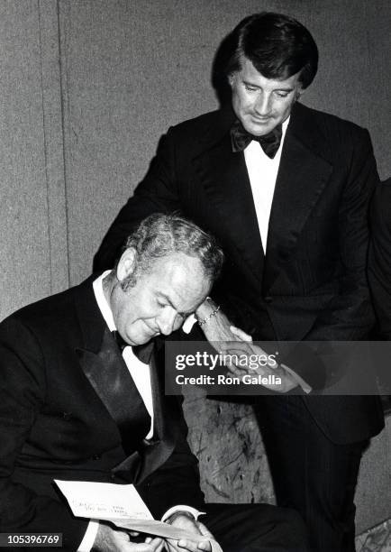 Comedian Harvey Korman and Lyle Waggoner attend the testimonial dinner for Carol Burnett on May 11, 1973 at the Waldorf Astoria Hotel in New York...