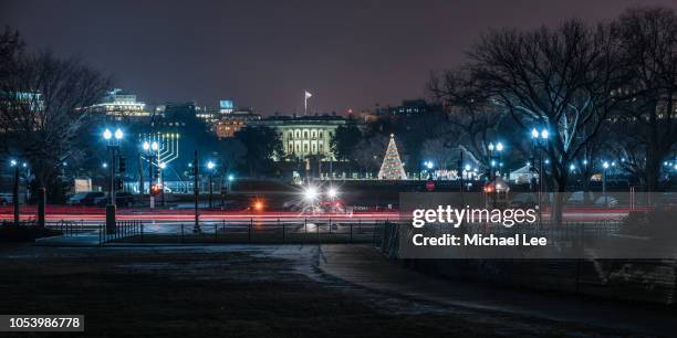 white house and national christmas tree - washington, dc - white house christmas stock pictures, royalty-free photos & images