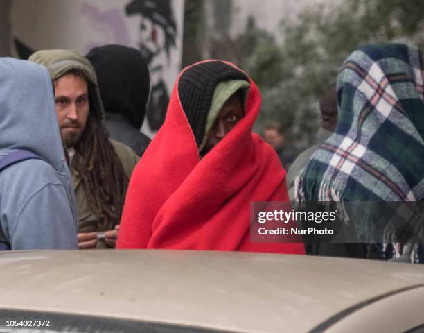 Thursday, October 26, the police force proceeded to the evacuation of the sixty migrants who occupied the square Vertais located Mangin-Beaulieu...