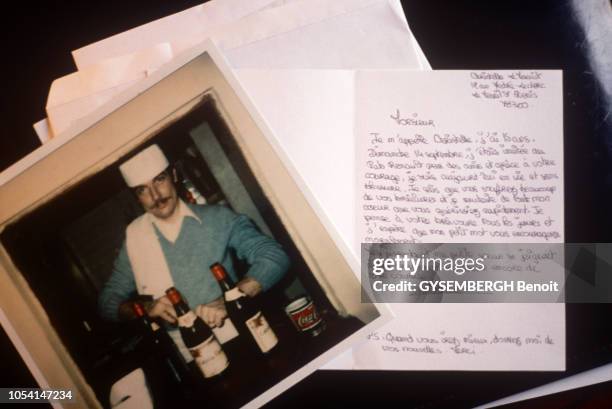 Attentat à la bombe le 14 septembre 1986 au Pub Renault sur les Champs Elysées à Paris : le maitre d'hôtel héroïque du pub Jean-Claude BLANGER rentre...