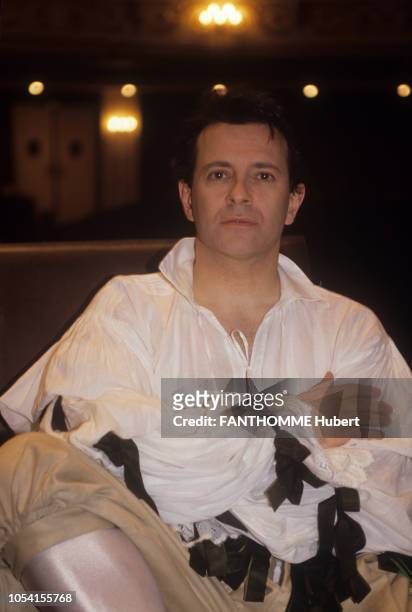 Paris, France - Avril 1992 - La pièce "Le misanthrope ou L'atrabilaire amoureux" de Molière, mise en scène de Francis HUSTER avec Danièle LEBRUN,...