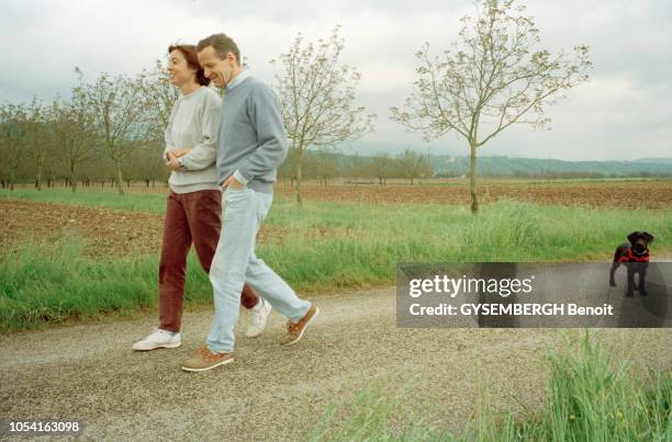 Rendez-vous avec Alain CARIGNON et son épouse Jacqueline chez eux à SAINT ROMANS en Isère le 13 mai 1995. Alain CARIGNON, toujours sous le coup d'une...