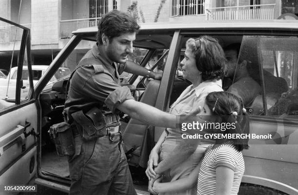Beyrouth, Liban, octobre 1978 --- Affrontements entre l'armée syrienne et les milices chrétiennes dans le Liban divisé par la guerre civile. Ici,...