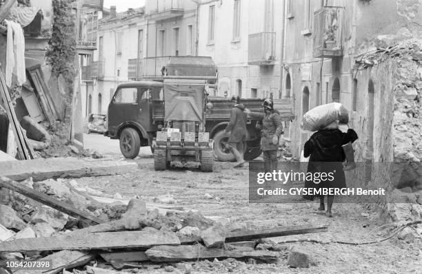Campanie, Italie --- Le 23 novembre 1980, le tremblement de terre de l'Irpinia, dans le sud du pays, a touché la Campanie, la Basilicate et les...
