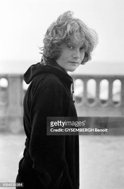 France, août 1977 --- Rendez-vous avec l'actrice française Isabelle HUPPERT, vedette du film La Dentellière, de Claude Goretta, sorti en mai dernier....