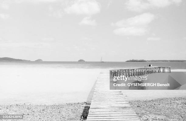 Wallis, 1996 --- L'archipel de Wallis-et-Futuna, territoire d'outre-mer français situé dans l'hémisphère sud, composé de trois îles principales,...