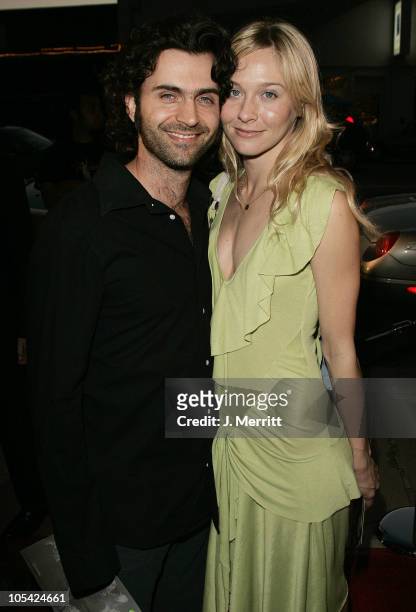 Dweezil Zappa and Lauren Knudsen during Showtime's "Reefer Madness" Los Angeles Premiere - Arrivals at Regent Showcase Cinemas in Hollywood,...