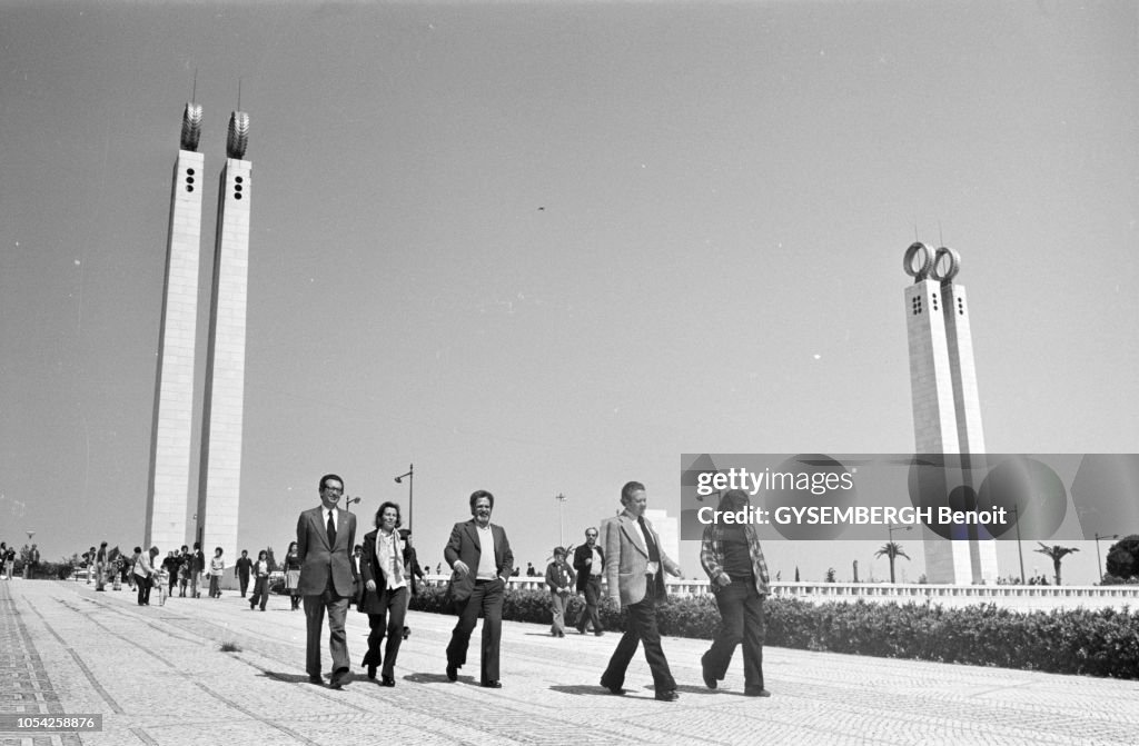 Lisbonne Portugal 20 Avril 1975 Meeting électoral Du Parti Lisbonne Portugal 20 Avril 1975 Meeting électoral Du Parti