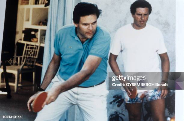 Paris, France - 8 avril 1991 - Rendez-vous avec Pierre BOTTON et son épouse Valérie-Anne dans leur appartement du Trocadéro. Album de famille :...