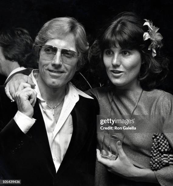 108 Charles Mackey Photos & High Res Pictures - Getty Images