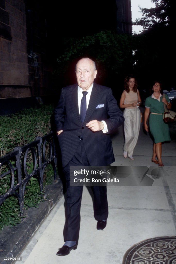 Funeral for Gloria Vanderbilt's Son, Carter Cooper - July 26, 1988