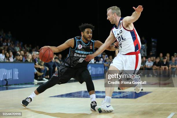 Corey Webster of the NZ Breakers marks Brendan Teys of the Adelaide 36ers during the round three NBL match between the New Zealand Breakers and the...