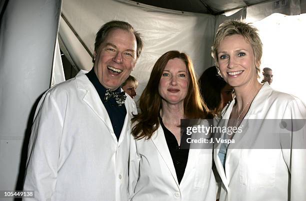 Michael McKean, Annette O'Toole and Jane Lynch during The 20th Annual IFP Independent Spirit Awards - Green Room in Santa Monica, California, United...