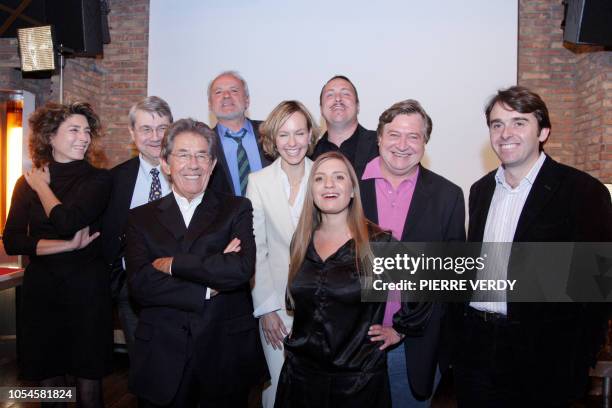 The team of the new French TV channel Vivolta, dedicated to 45-65 year old audience pose together 14 November 2007 in Paris, after a press conference...