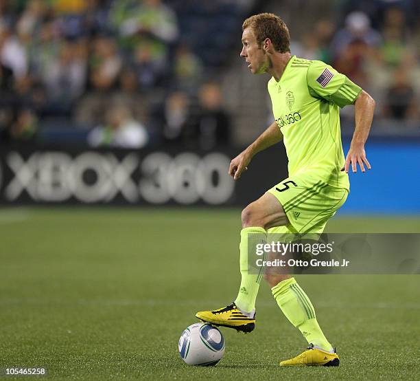 Tyson Wahl of the Seattle Sounders FC dribbles against Chivas de Guadalajara on October 12, 2010 at Qwest Field in Seattle, Washington.