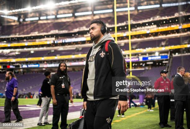 Manti Te'o of the New Orleans Saints arrives before the game against the Minnesota Vikings at U.S. Bank Stadium on October 28, 2018 in Minneapolis,...