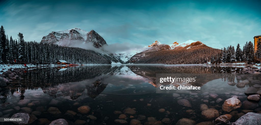 Lake Louise, vista de invierno