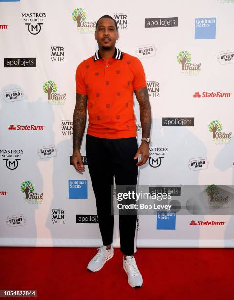 Carmelo Anthony arrives at the Chris Paul Family Foundation's "Celebrity Server" Fundraiser at Mastro's Steakhouse on October 28, 2018 in Houston,...