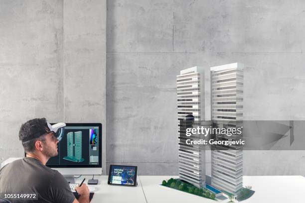 Simple Building Computer 3d Computer 3d Model Photos and Premium High Res Pictures - Getty Images