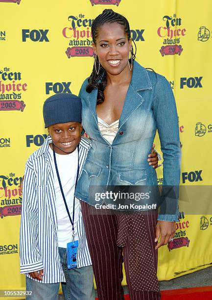 Regina King and Ian Alexander Jr during 2005 Teen Choice Awards - Arrivals at Gibson Amphitheater in Universal City, California, United States.