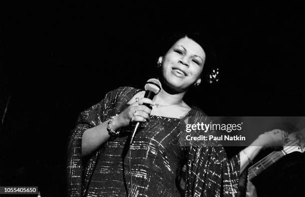 Singer Minnie Riperton performs onstage at the Ivanhoe Theater, Chicago, Illinois, April 20, 1977.