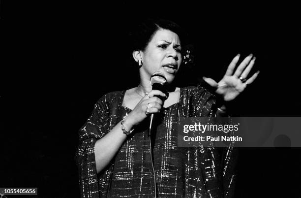 Singer Minnie Riperton performs onstage at the Ivanhoe Theater, Chicago, Illinois, April 20, 1977.