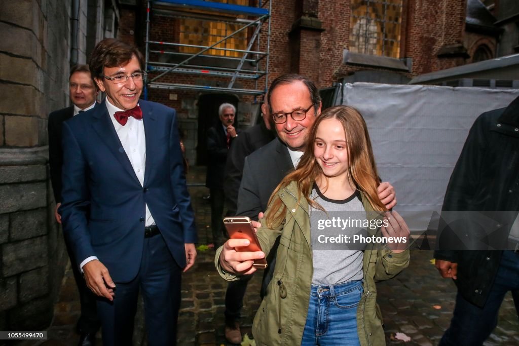 PC of François Hollande in Mons