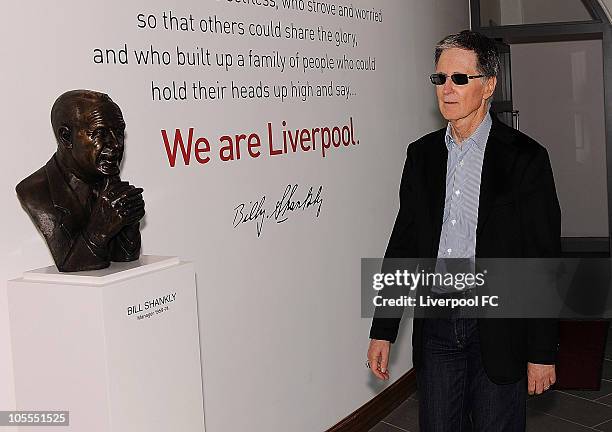 1 075点のジョン ヘンリーのストックフォト Getty Images 1 075点のジョン ヘンリーのストックフォト Getty Images