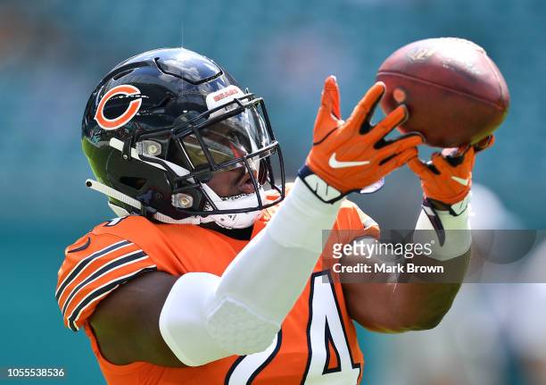 Jordan Howard of the Chicago Bears warming up before the game against the Miami Dolphins at Hard Rock Stadium on October 14, 2018 in Miami, Florida.