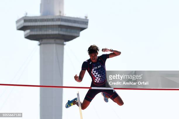 Baptiste Thiery of France makes a succesful attempt in Men's Pole Vault Stage 2 during day 10 of Buenos Aires 2018 Youth Olympic Games at Youth...