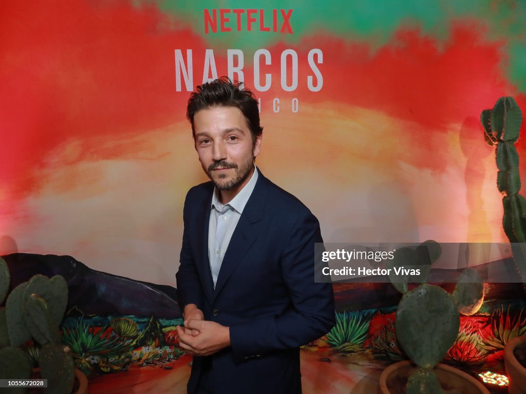 Netflix Narcos Cocktail Party