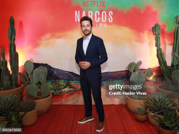 Diego Luna poses during Netflix Narcos Cocktail Party at Four Seasons Hotel on October 30, 2018 in Mexico City, Mexico.