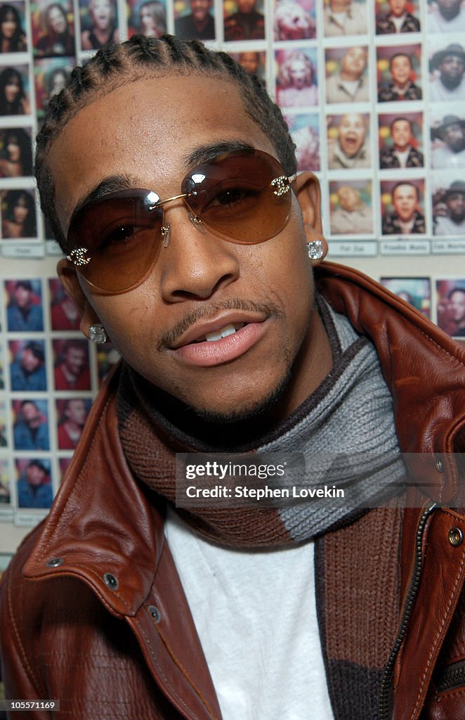 Blink 182, Omarion, and Fabolous Visit MTV's "TRL" - November 10, 2004