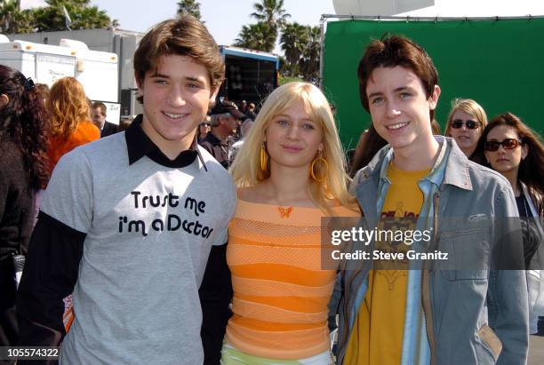 Trevor Morgan, Carly Schroeder and Ryan Kelley, recipients of a Special Distinction Award for "Mean Creek"