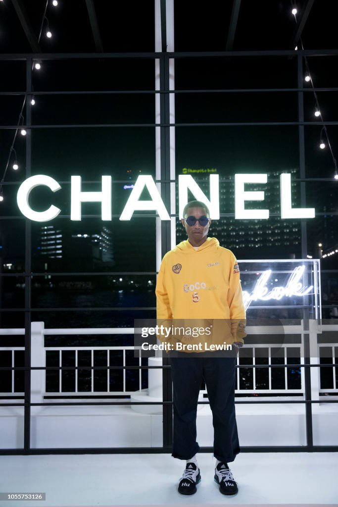 Chanel Cruise 2018/19 Replica Show In Bangkok - Sermsuk Warehouse Pepsi Pier
