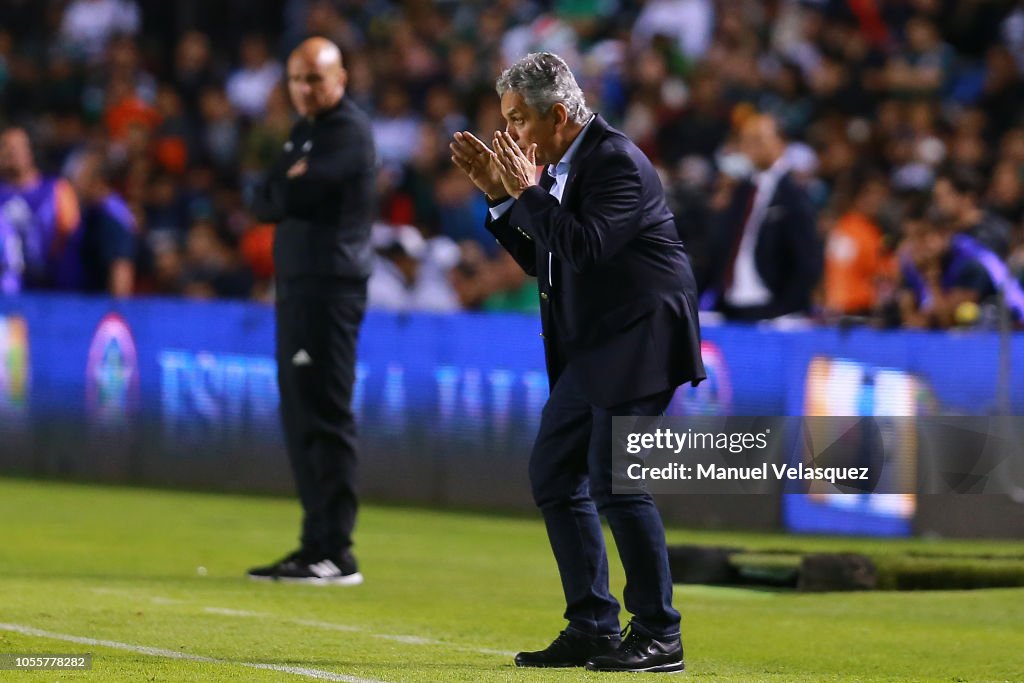 Mexico v Chile - International Friendly