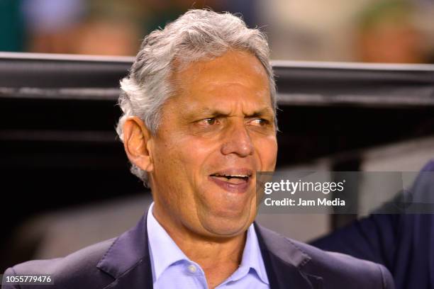 Reinaldo Rueda coach of Chile looks on during the international friendly match between Mexico and Chile at La Corregidora Stadium on October 16, 2018...